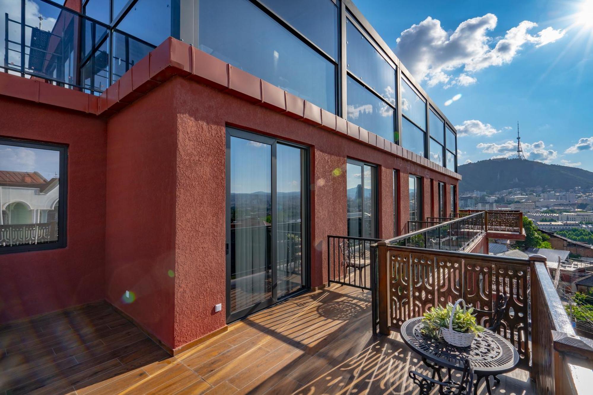 Iris Hotel Tbilisi Exteriér fotografie
