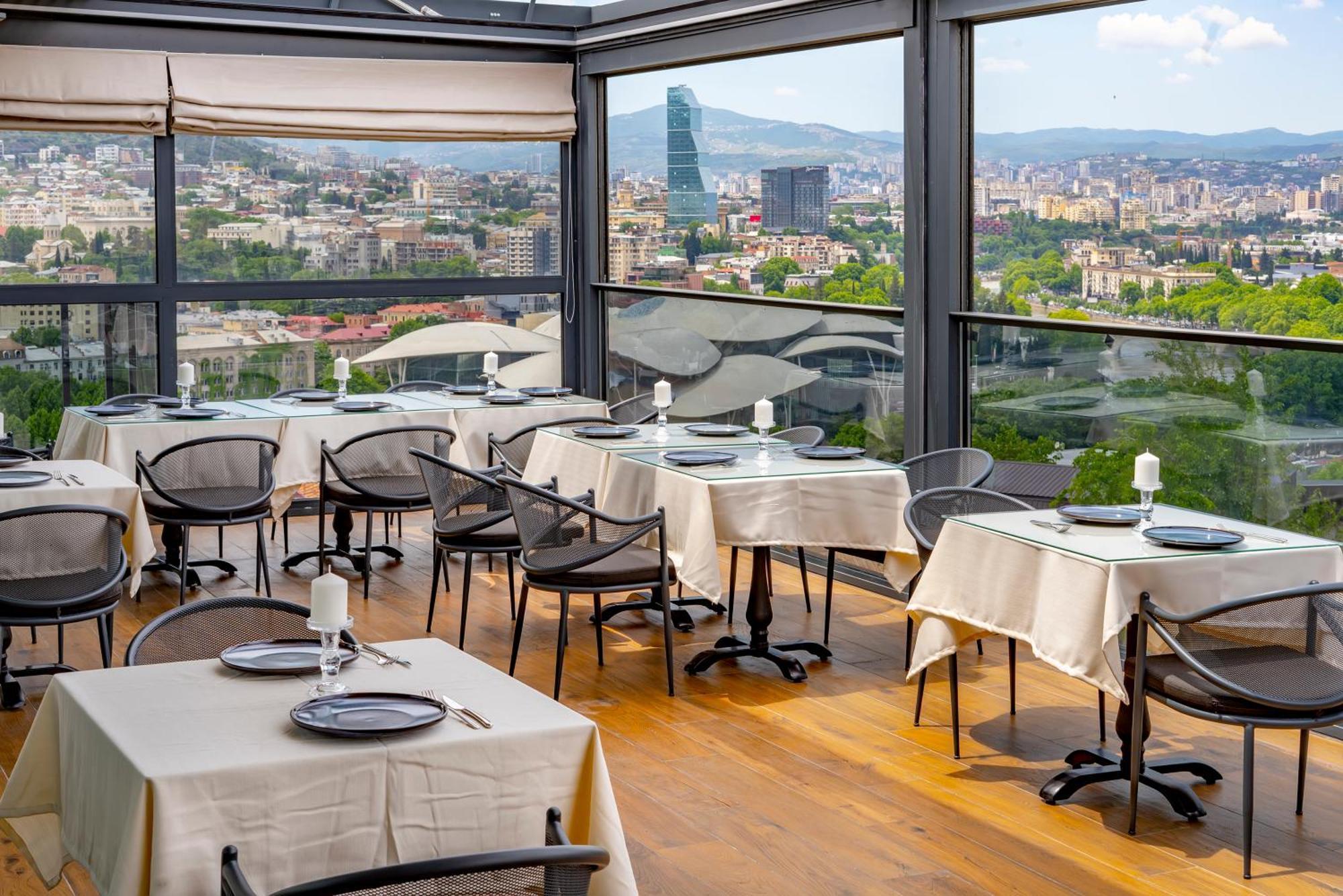 Iris Hotel Tbilisi Exteriér fotografie