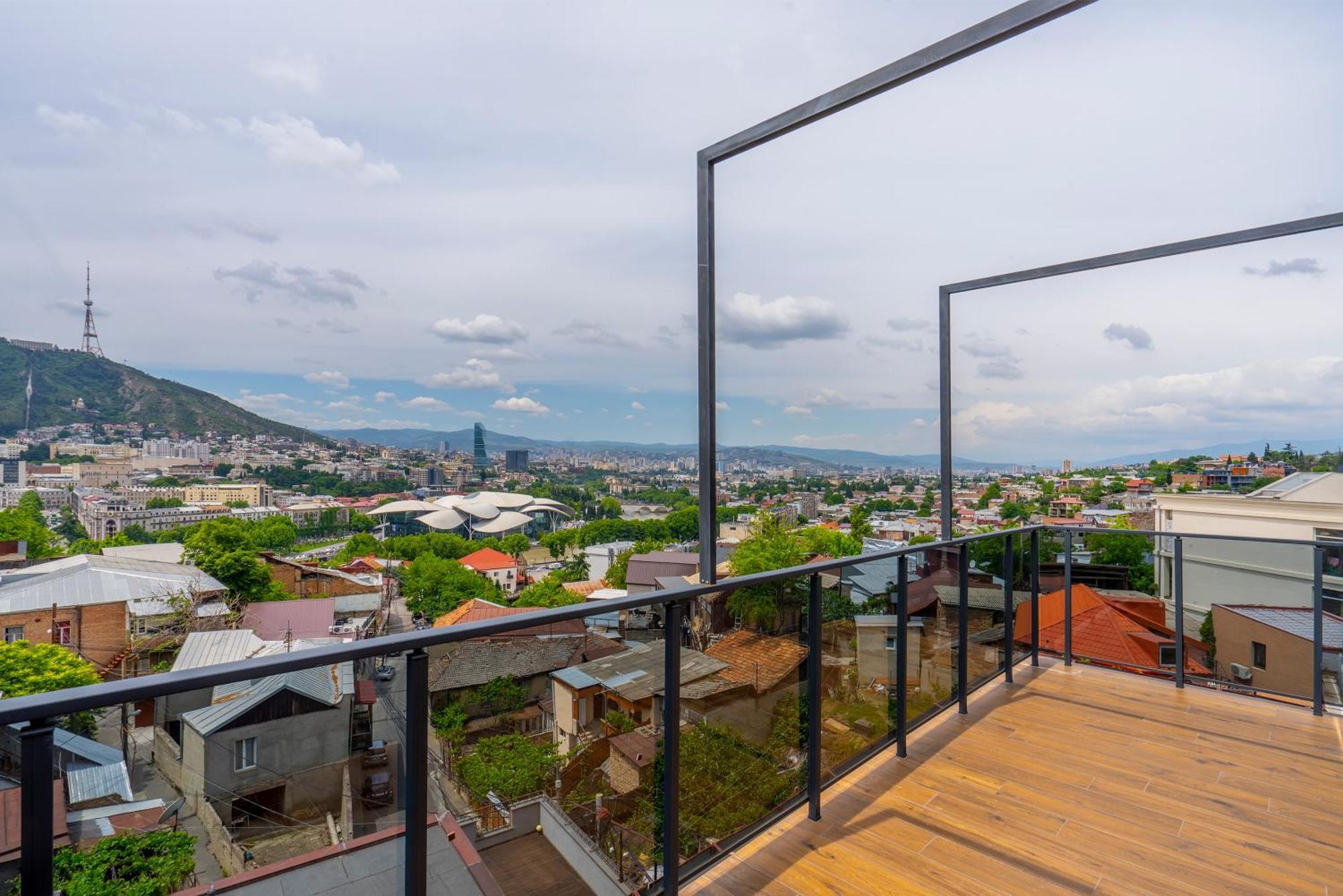 Iris Hotel Tbilisi Exteriér fotografie
