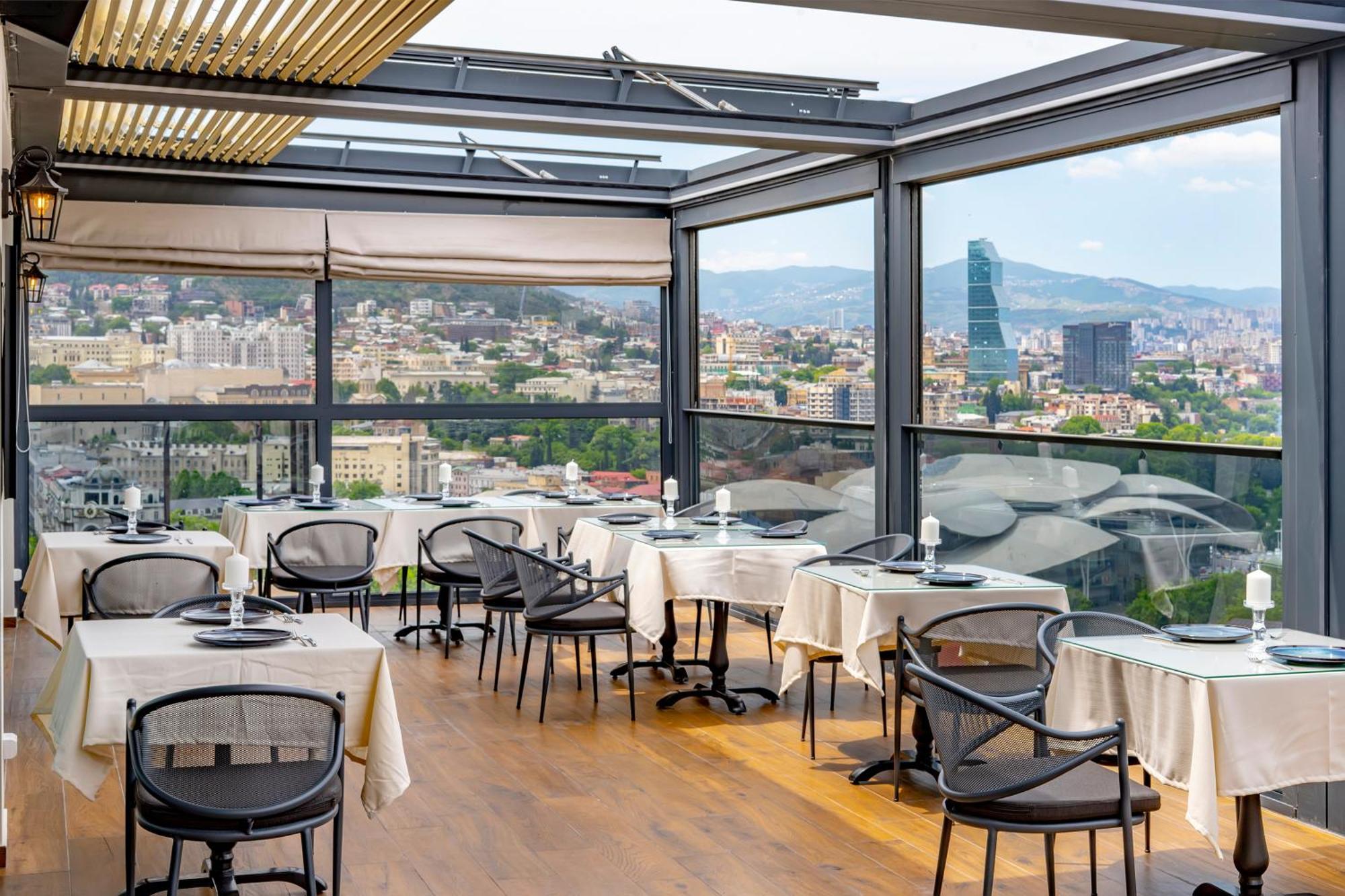 Iris Hotel Tbilisi Exteriér fotografie