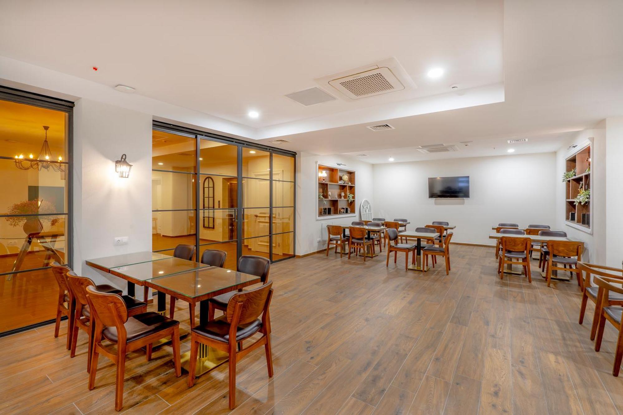 Iris Hotel Tbilisi Exteriér fotografie