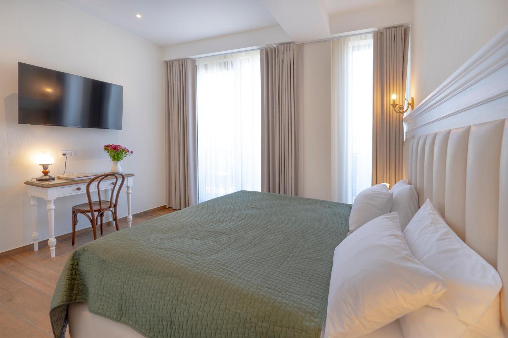 Iris Hotel Tbilisi Exteriér fotografie