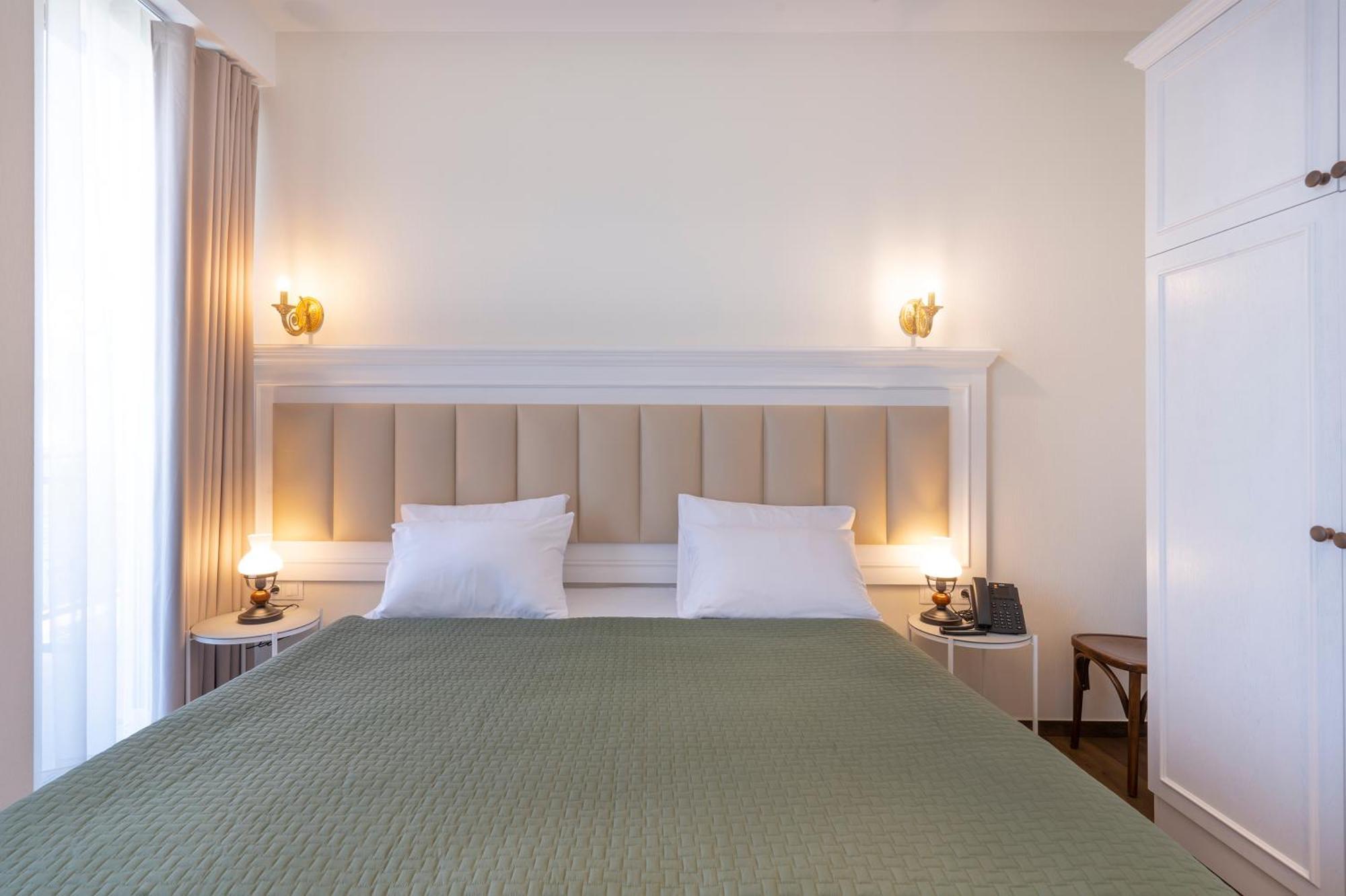 Iris Hotel Tbilisi Exteriér fotografie