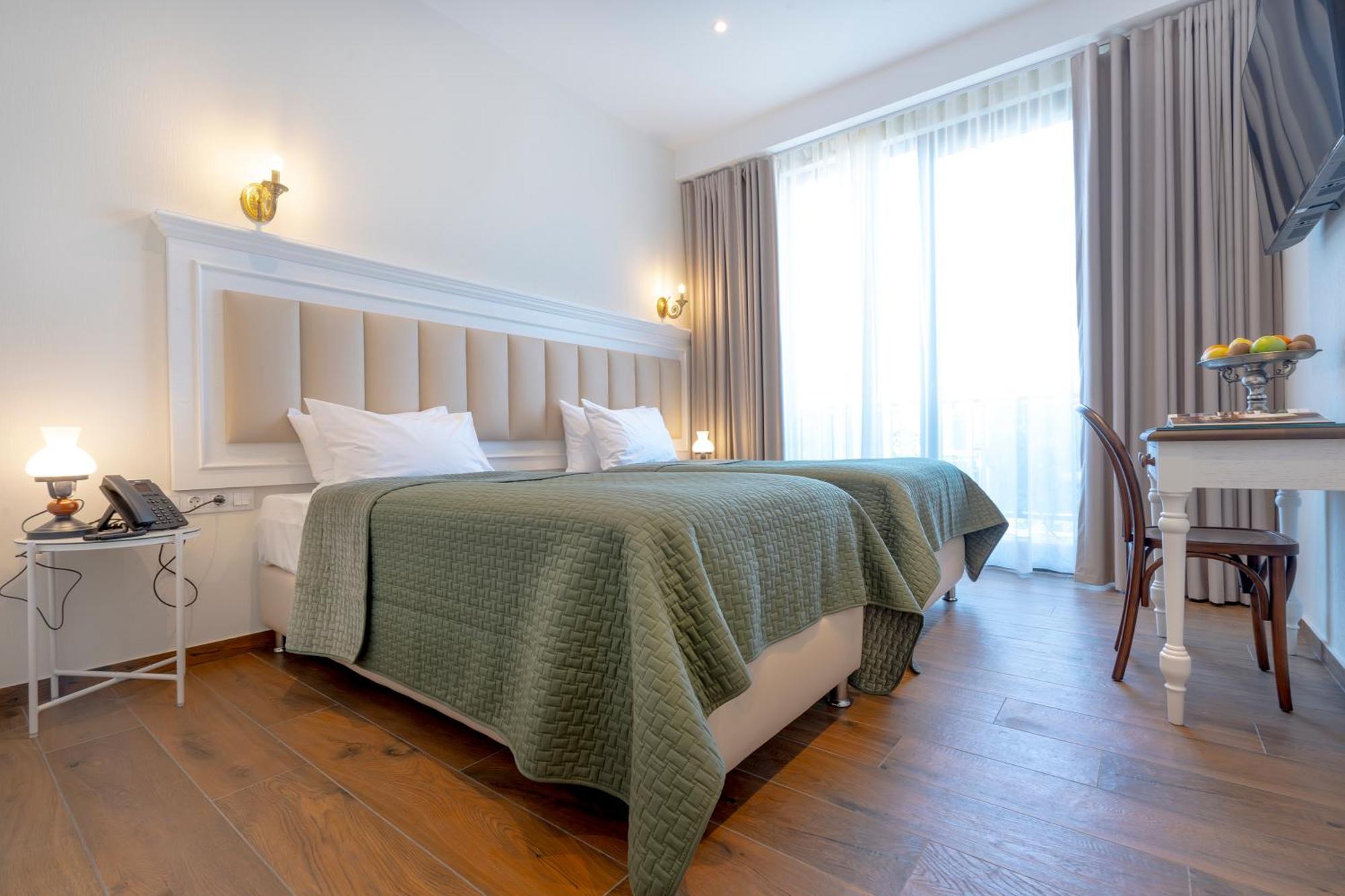 Iris Hotel Tbilisi Exteriér fotografie